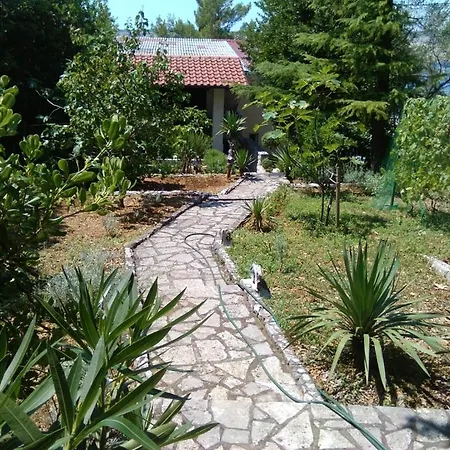 Apartment In With Sea View, Balcony, Air Conditioning, Wi-fi *