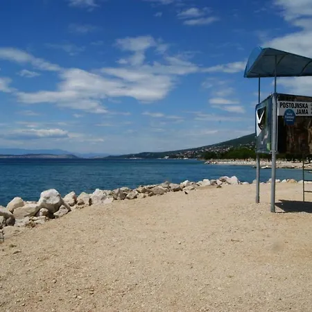 In With Sea View, Balcony, Air Conditioning, Wi-fi Apartment Jadranovo