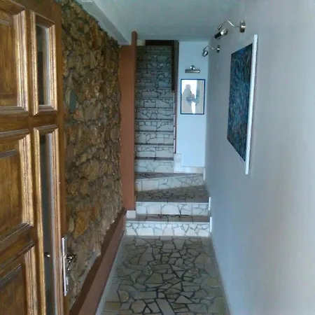 Apartment In With Sea View, Balcony, Air Conditioning, Wi-fi *