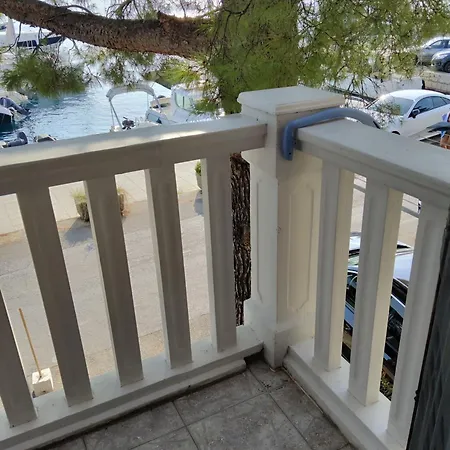 In With Sea View, Balcony, Air Conditioning, Wi-fi *