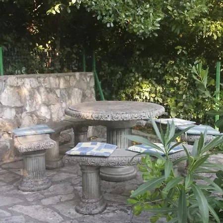 In With Sea View, Balcony, Air Conditioning, Wi-fi Appartamento