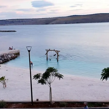 Apartament In With Sea View, Balcony, Air Conditioning, Wi-fi Jadranovo