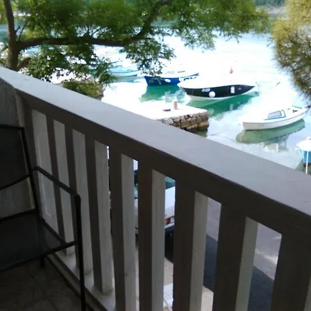 In With Sea View, Balcony, Air Conditioning, Wi-fi