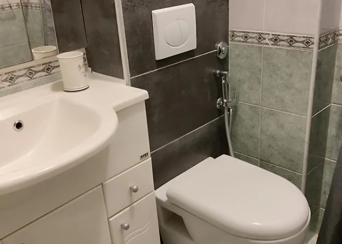 In With Sea View, Balcony, Air Conditioning, Wi-fi