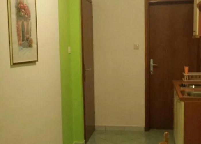In With Sea View, Balcony, Air Conditioning, Wi-fi Jadranovo