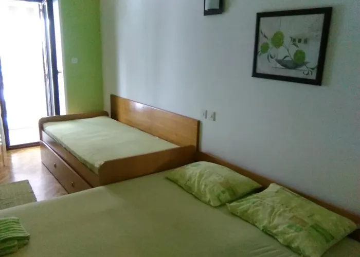 Appartement In With Sea View, Balcony, Air Conditioning, Wi-fi *
