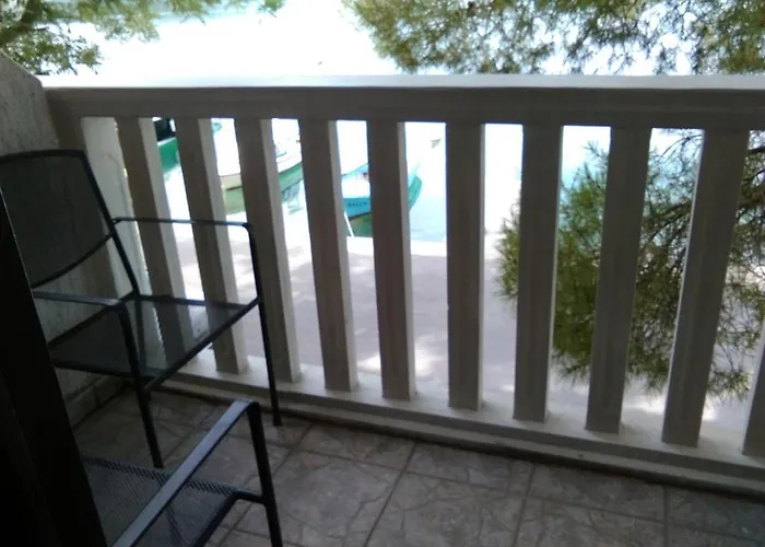 In With Sea View, Balcony, Air Conditioning, Wi-fi *